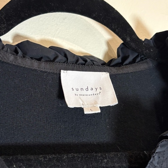 Sundays Black Ruffled Flutter Sleeve Blouse Size Large - Picture 5 of 7